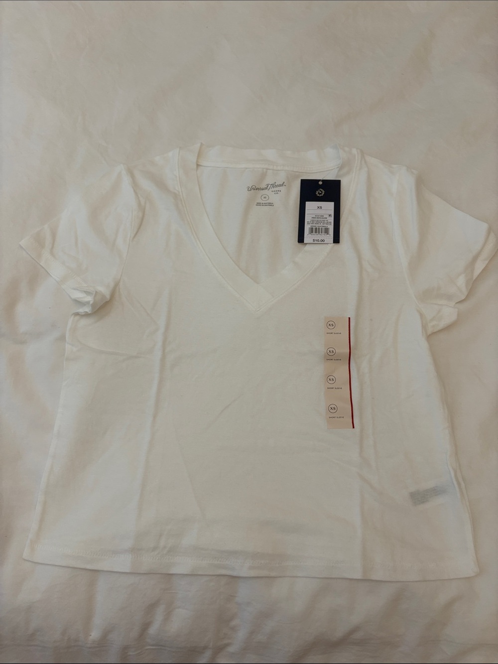 Universal Thread Cropped White V-Neck Tee
